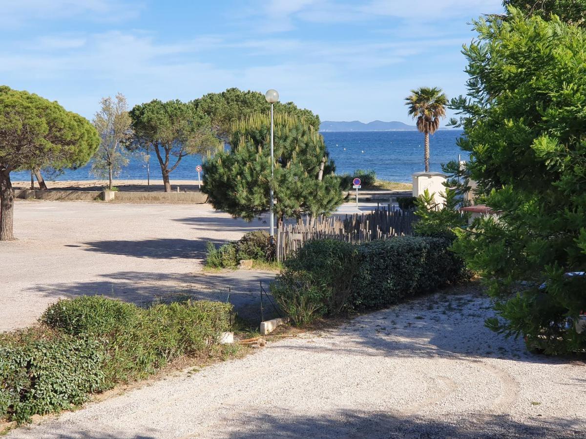 Studio Acces Direct A La Plage La Londe-les-Maures Buitenkant foto