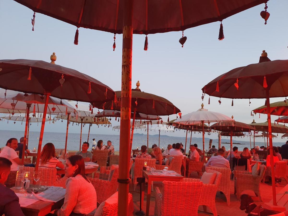 Studio Acces Direct A La Plage La Londe-les-Maures Buitenkant foto